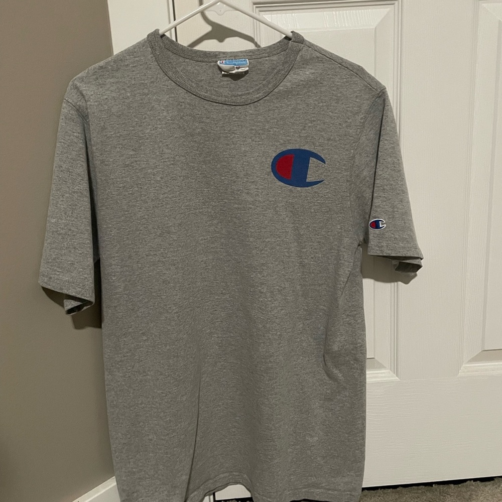 Champion Gray Tee SIZE: MENS LARGE